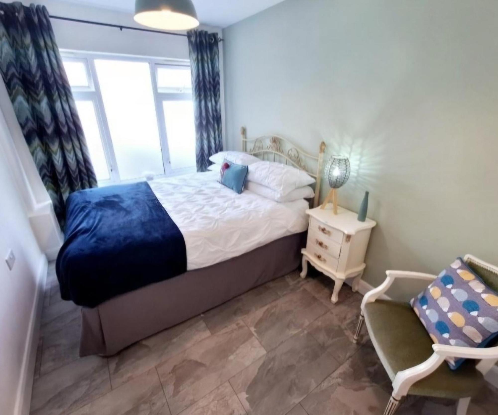Beautiful 2 Bedroom Annexe In Popular Town Location Narberth Bagian luar foto